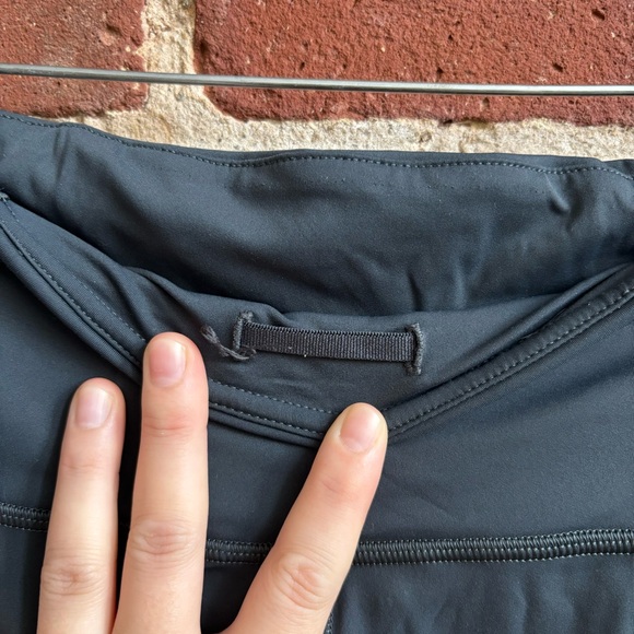 Lululemon Fast & Free 25" (size 4) - Picture 3 of 5